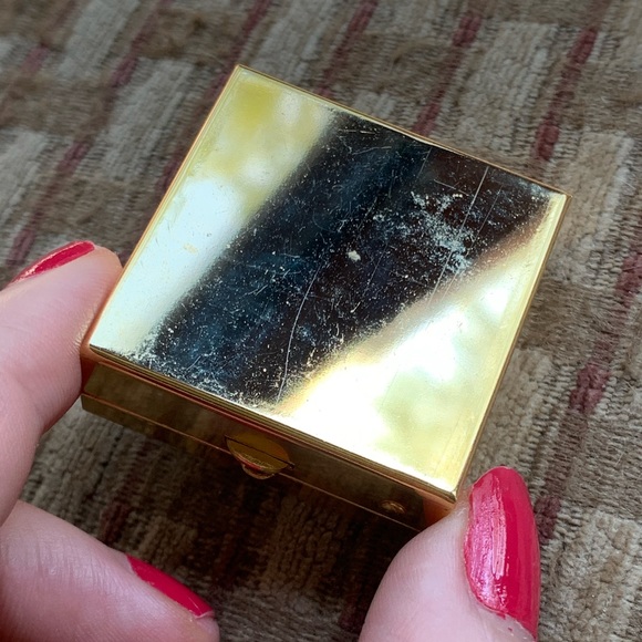 Vintage Cloisonné Pill Box Trinket Box Gold Butterfly - Picture 5 of 5